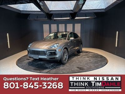 2021 Porsche Cayenne E-Hybrid Coupe