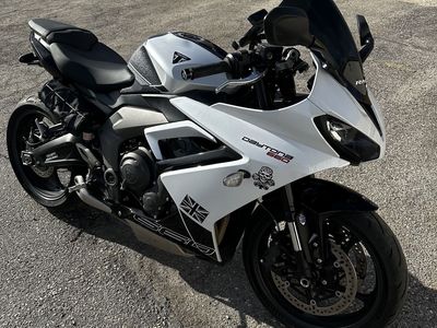 2025 Triumph Daytona 660 - Sport Bike