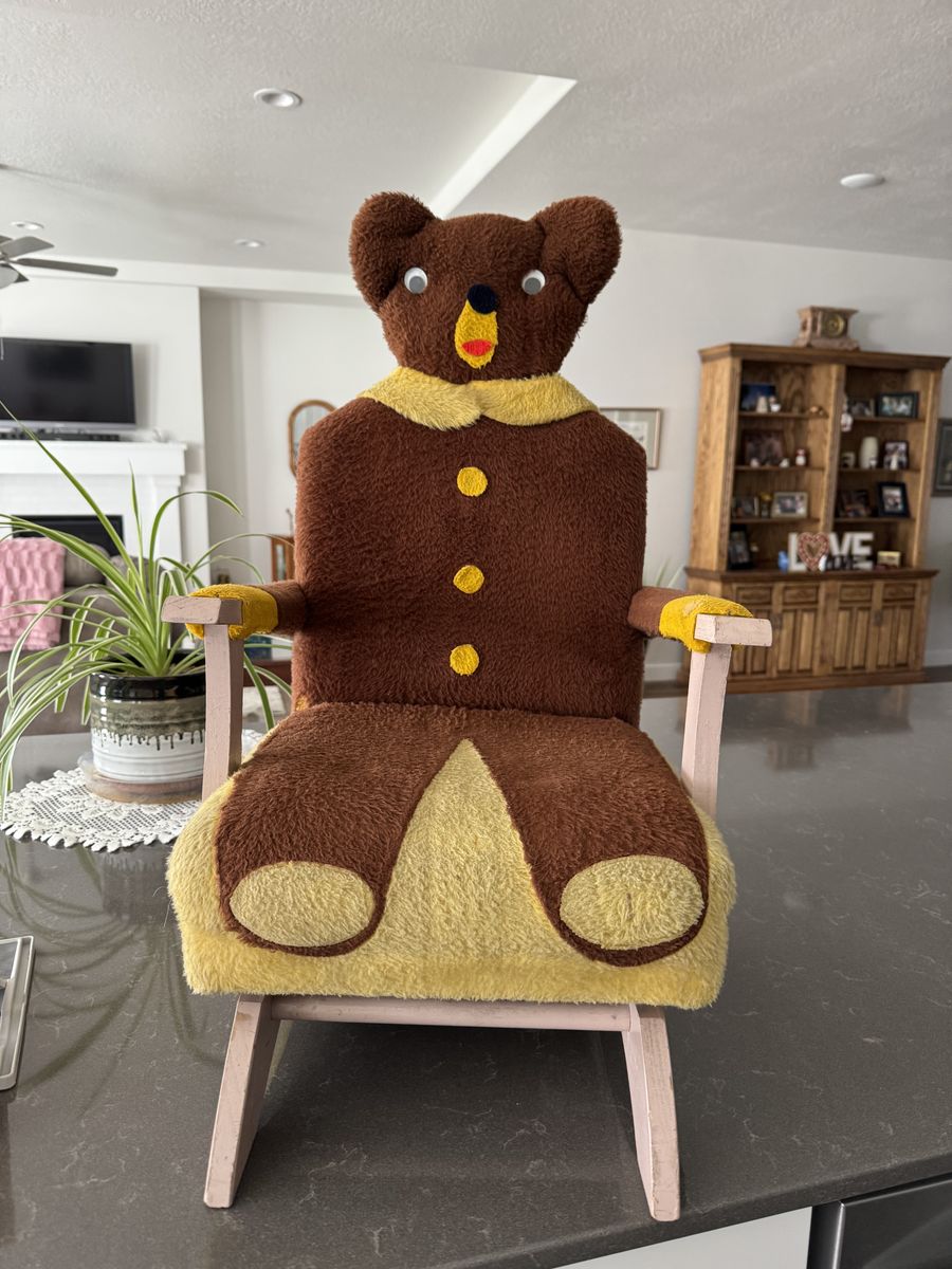 Vintage kids bear rocking chair