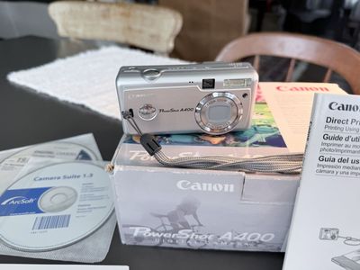Canon PowerShot A400 3.2MP Digital Camera - Silver with Original Box, Manuals & Accessories
