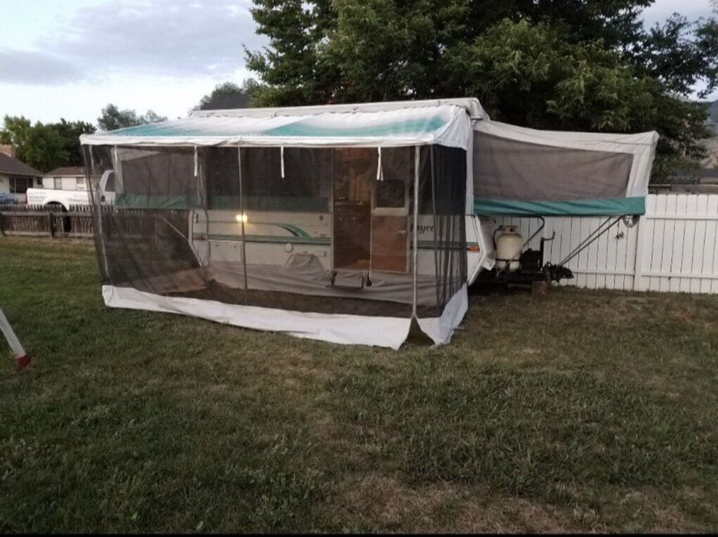 Jayco Pop Up Tent Trailer Excellent Condition!