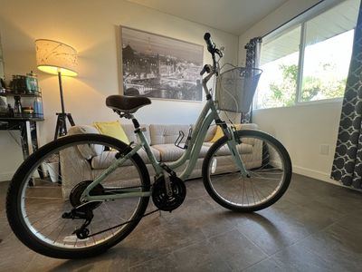 Trek Navigator Step-Through Comfort City Bike with Front Basket