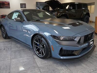 2025 FORD MUSTANG Dark Horse