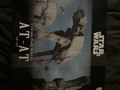 Star Wars Bandai AT-AT Model