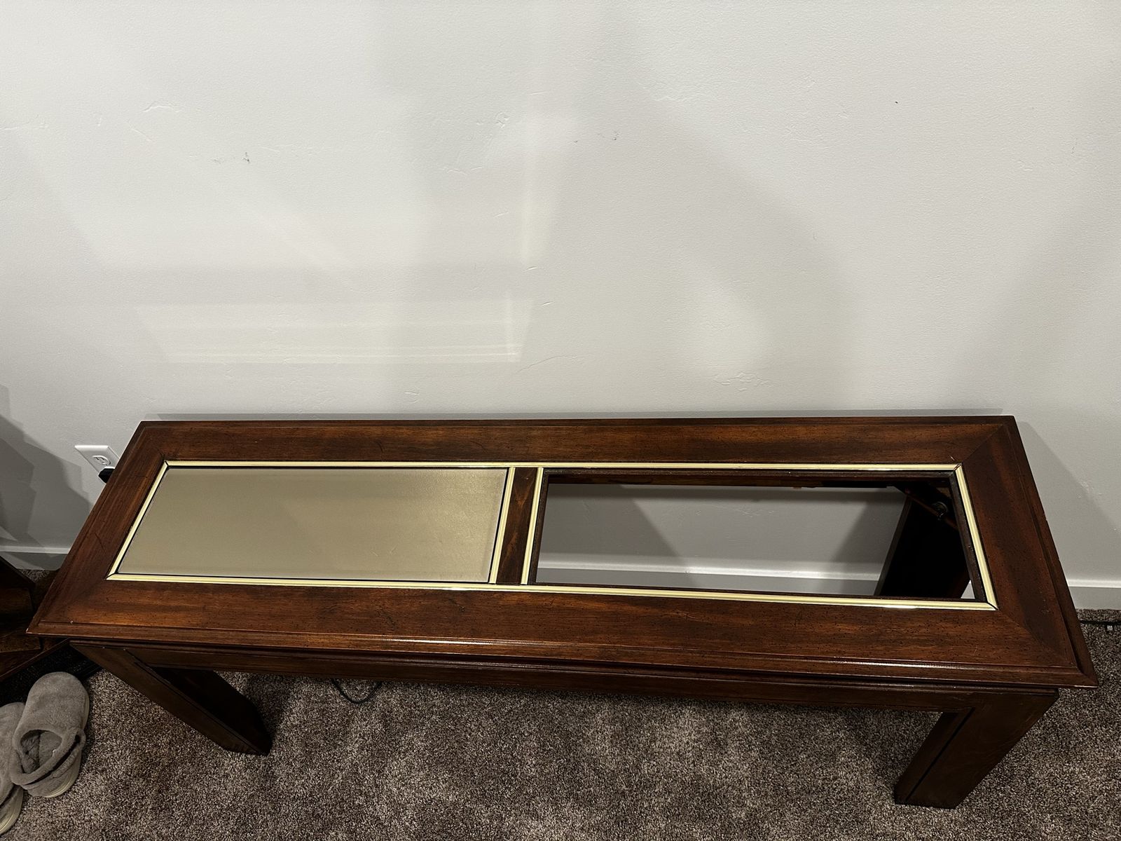 Main image 3