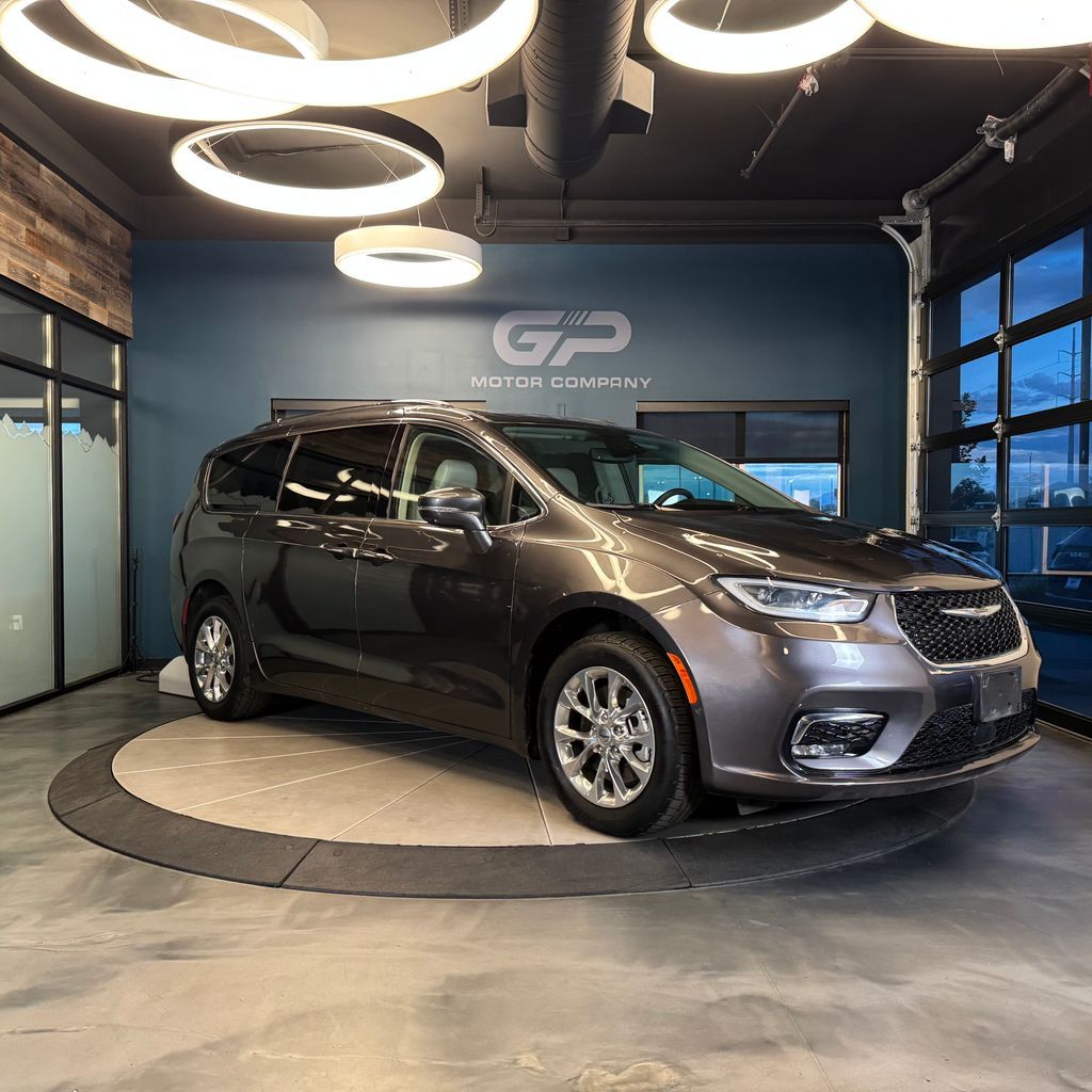 2021 Chrysler Pacifica Touring L