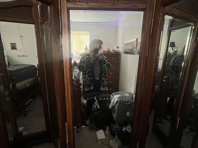 Wood Trifold mirror