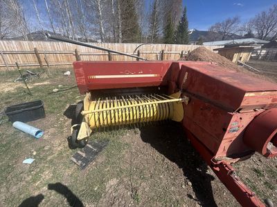 New holland 426 baler