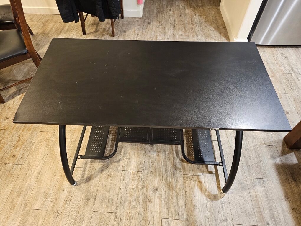 Foldable Origami Desk