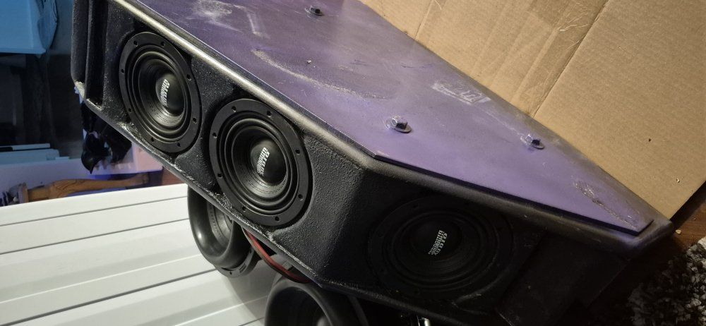 3 Sundown U6.5 subwoofers in custom box
