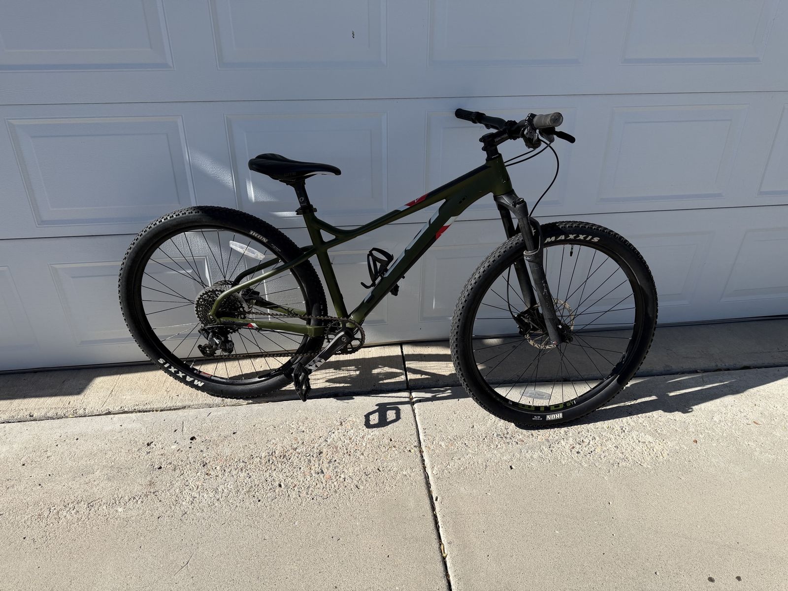 Fuji Tahoe Mountain Bike - Used
