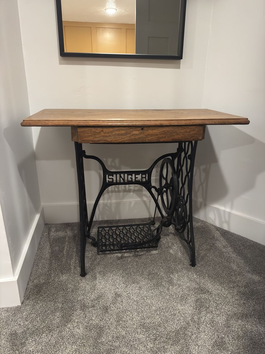 Singer Antique Wood Desk / Table
