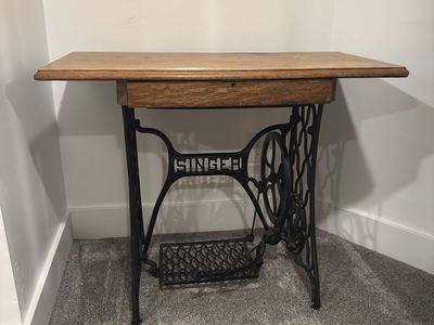 Singer Antique Wood Desk / Table