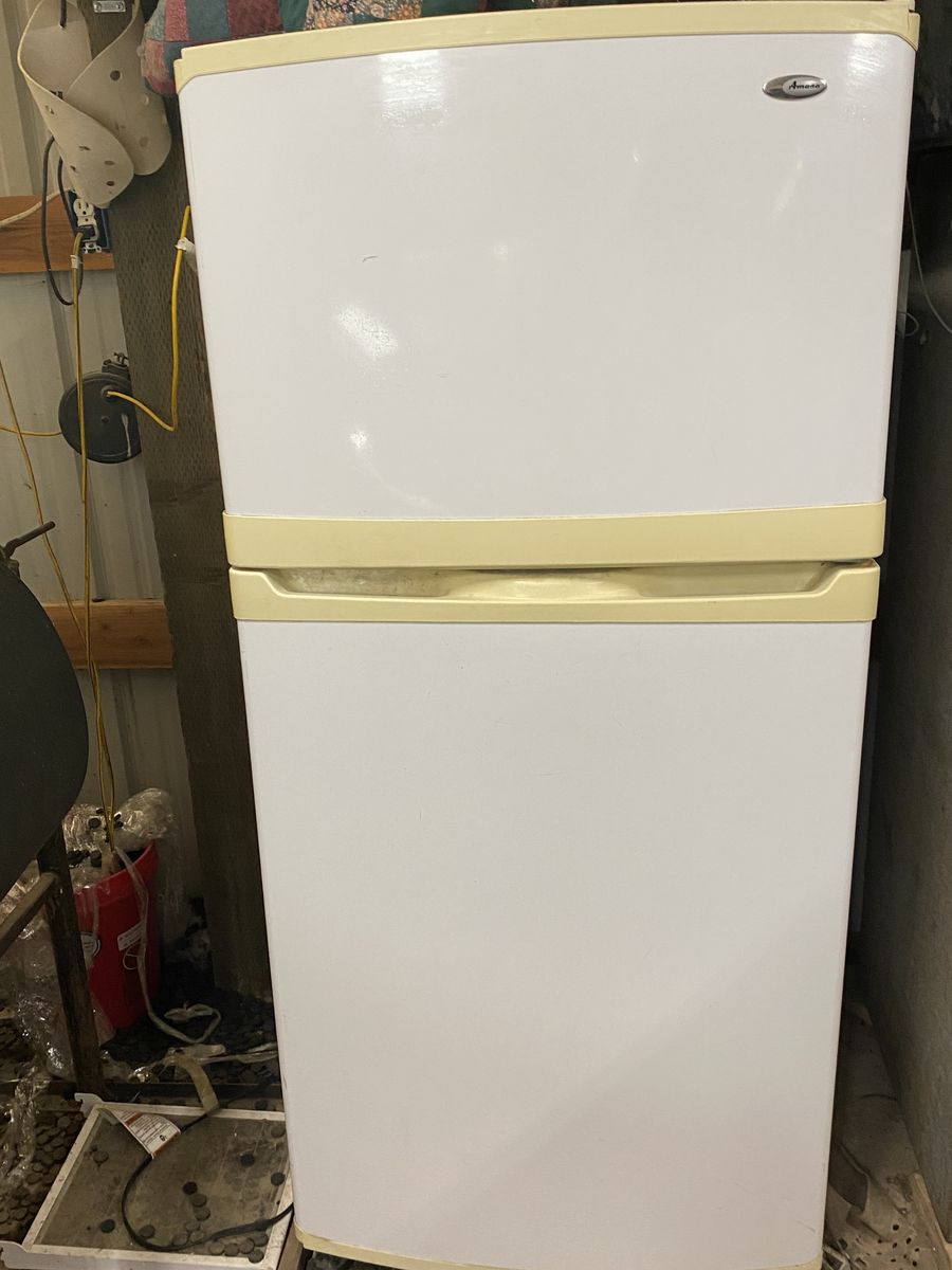 Amana fridge 