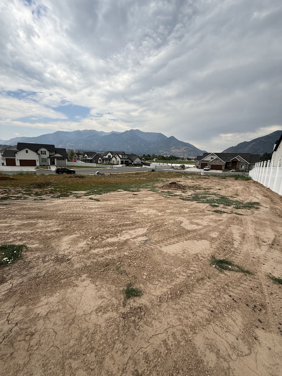South Weber lot - 0.383 acre corner lot