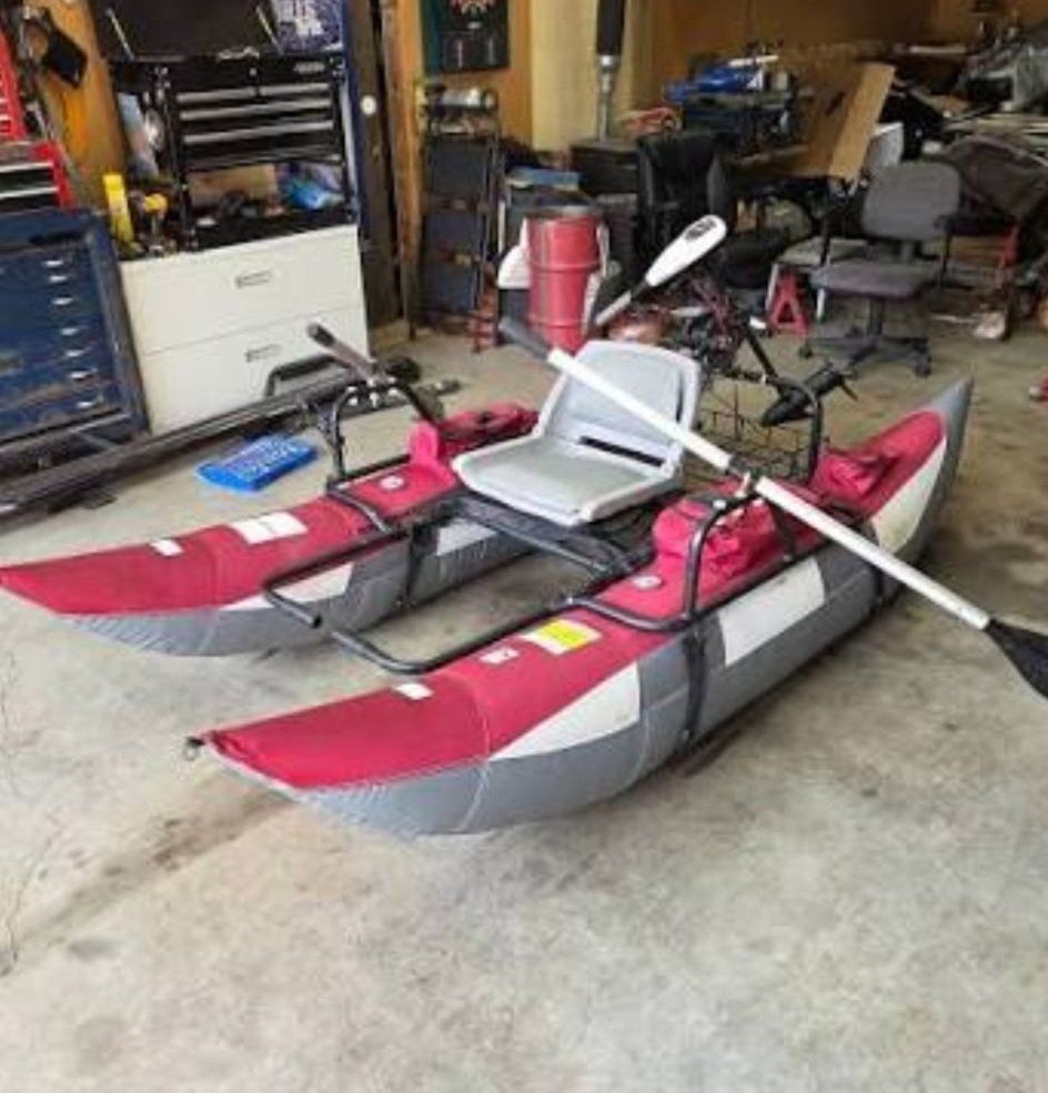 9 foot wilderness pontoon boat