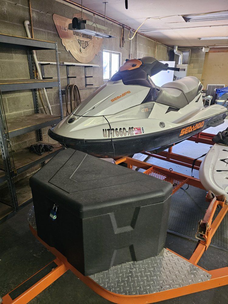 Main image 2