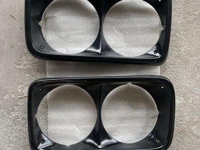 GMC 68-72 headlight bezel set for grill