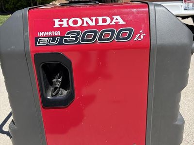 Honda EU 3000is Generator