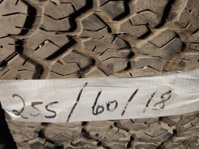 255/60r18 general grabber at2