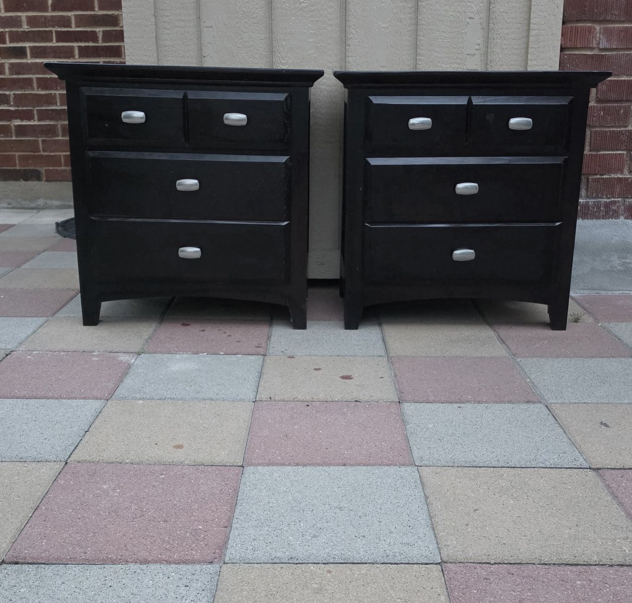 2 Drawer Nightstand Set