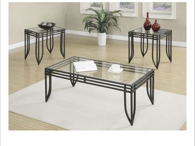 3 piece cocktail cocktail and two end table set