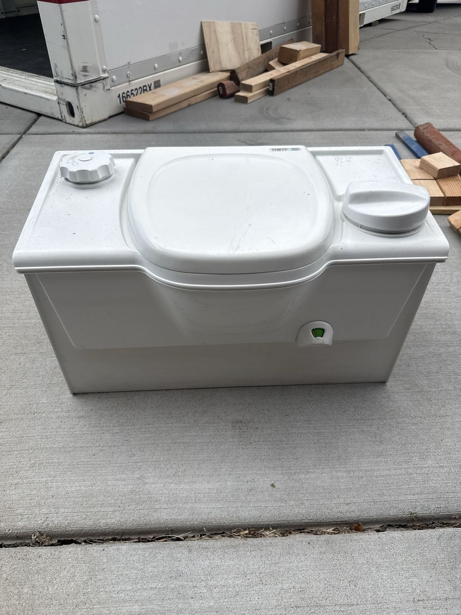 Thetford Cassette Porta Potti RV Toilet
