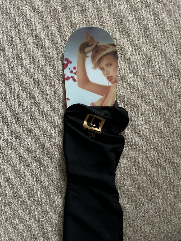 NEAR PERFECT CONDITION Burton Love Snowboard