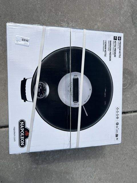 Napolean NK-18 Charcoal Grill