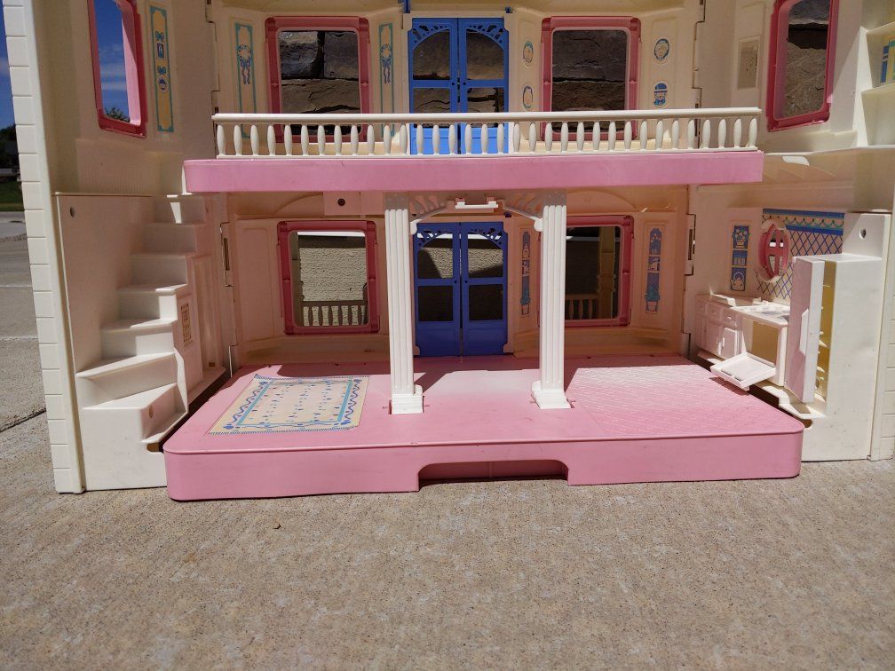 Main image 6