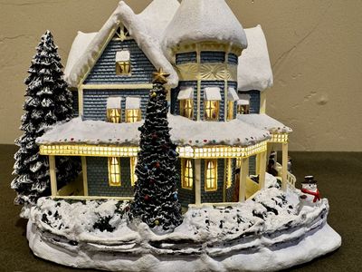 Set of 6 : Hawthorne Christmas Village Lighted Church , Houses and Shops Holiday Decor