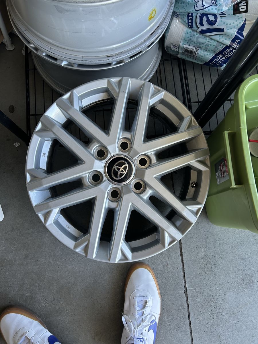Toyota 18 inch rims
