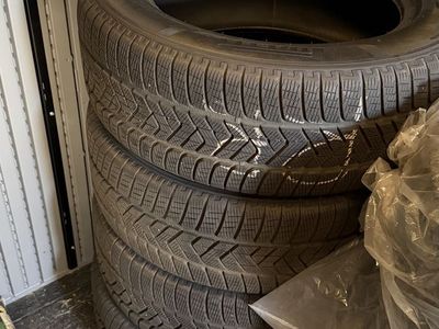 Pirelli Scorpion Winter Tires 275/55R20 - Set of 4, Great Tread