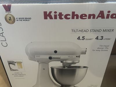 KitchenAid Classic 4.5 Qt. Tilt-Head Stand Mixer - White