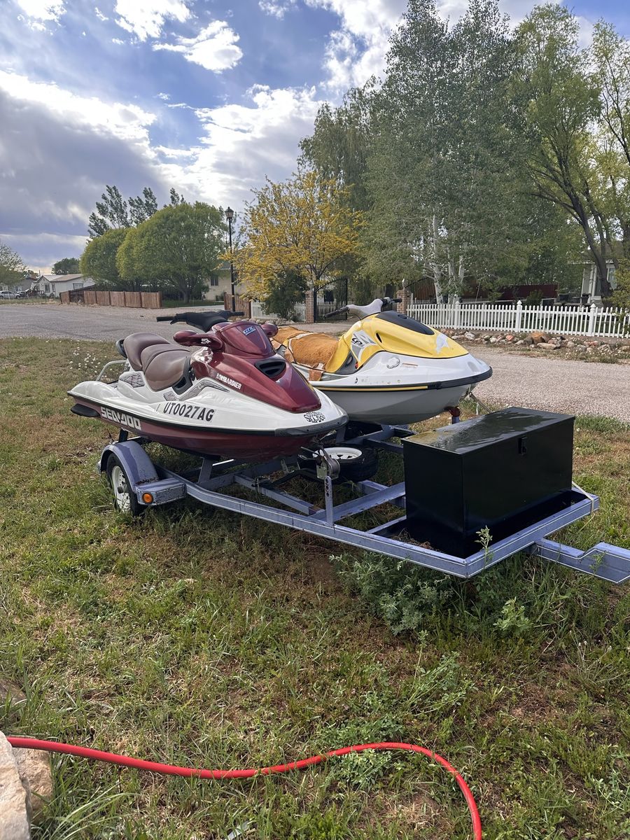 1997 Yamaha GP760 + 1999 Bombardier GTX limited w/2place trailer