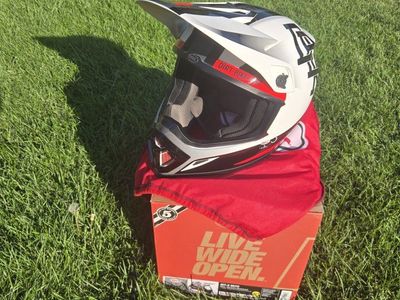 Bell MX-9 MIPS Twitch DBK Gloss White/Black Dirt Bike Helmet Size Small