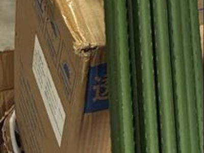 Pack 25 of 7’ plastic plant stakes