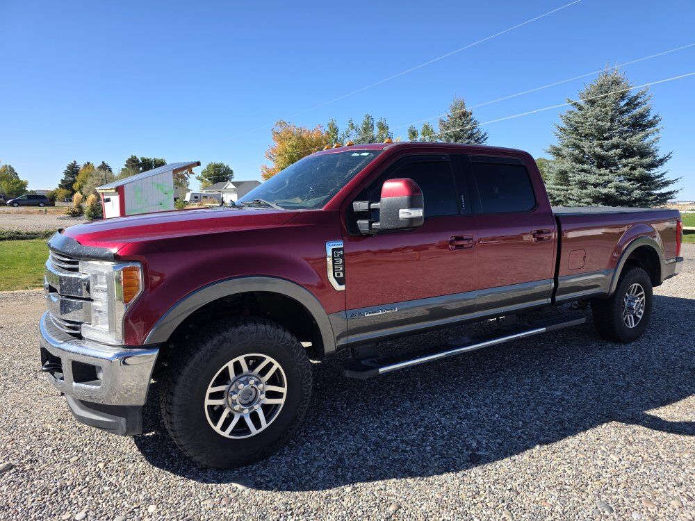 2017 Ford F-350 Super Duty Lariat