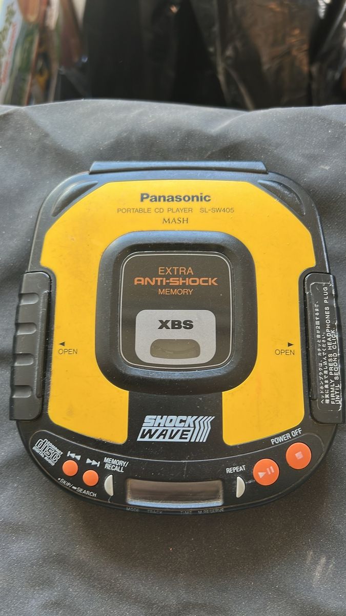 Panasonic SHOCK WAVE Portable Discman