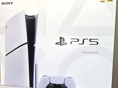 Brand New Sealed PS5 Slim 1TB Disc Edition – Never Opened (CFI-2015)