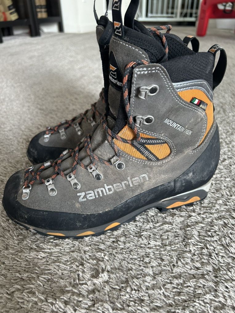 Zamberlan Mountain Trek Boots