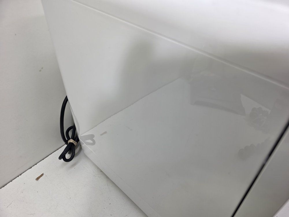 Main image 6