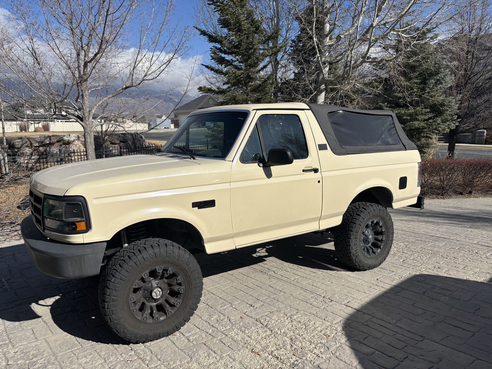 1993 Ford Bronco Eddie Bauer