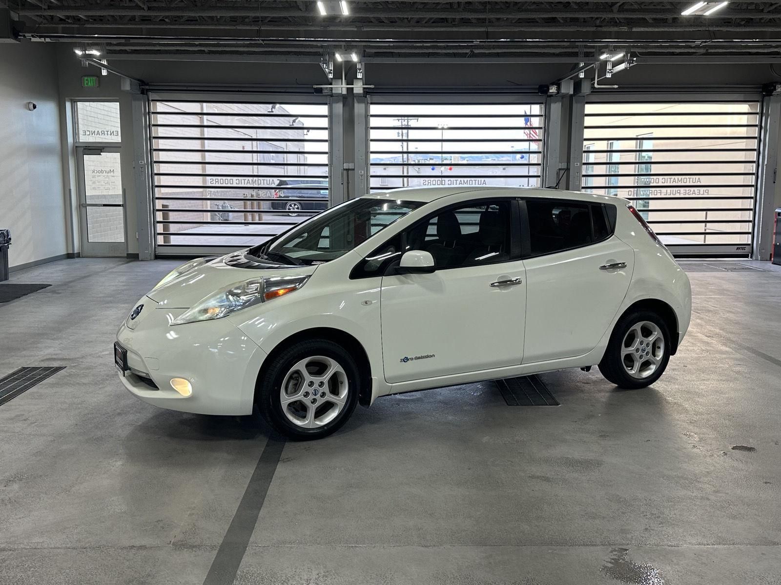 2011 Nissan Leaf SL
