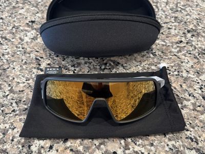 Oakley Sutro Matte Carbon - Unisex