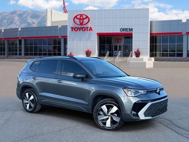 2025 Volkswagen Taos S 4Motion
