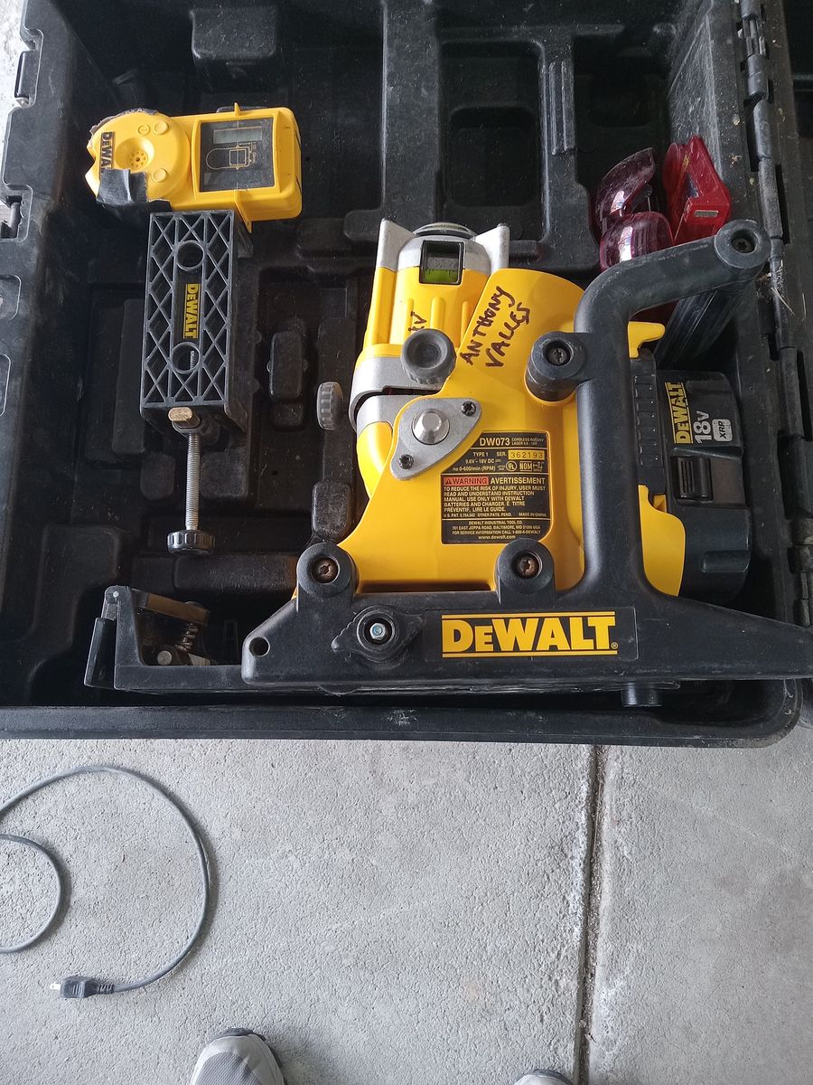 DEWALT LASER