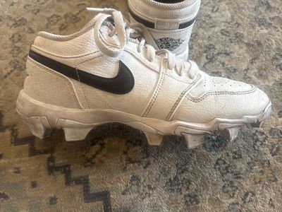 Nike Air Jordan Youth Football Cleats - White/Black, Size 6Y - Used Good Condition