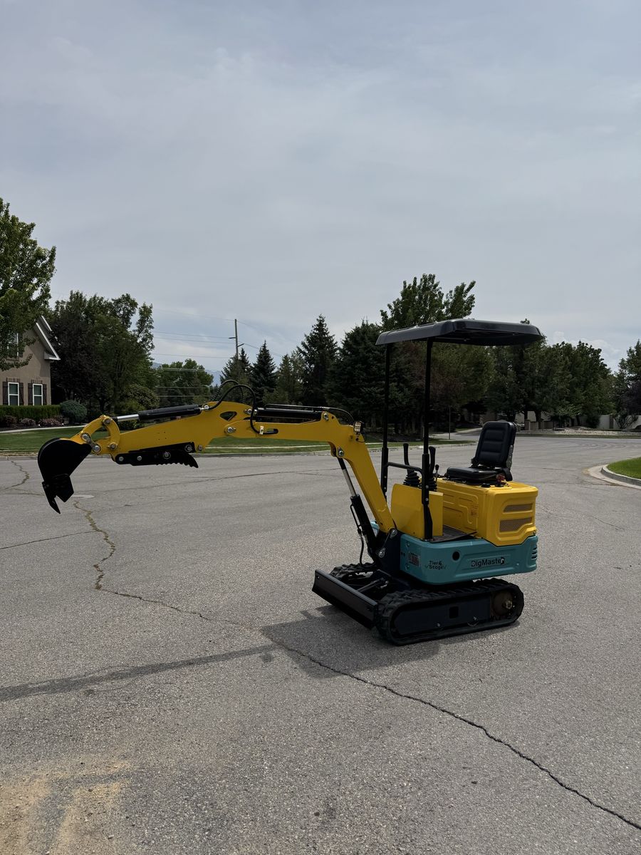 2024 Dig Master DM100 Mini Excavator 