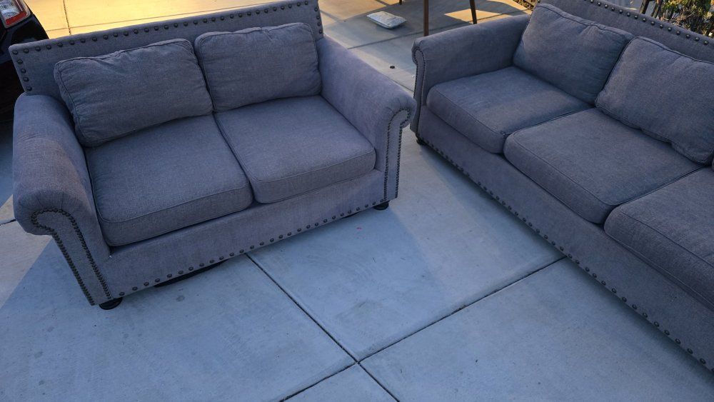 Gray 2-Piece Couch Set – Good Condition